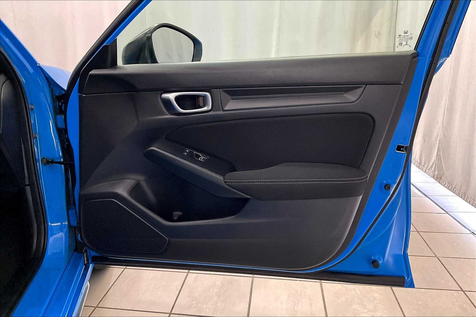 2022 Honda Civic Hatchback Sport - Photo 12