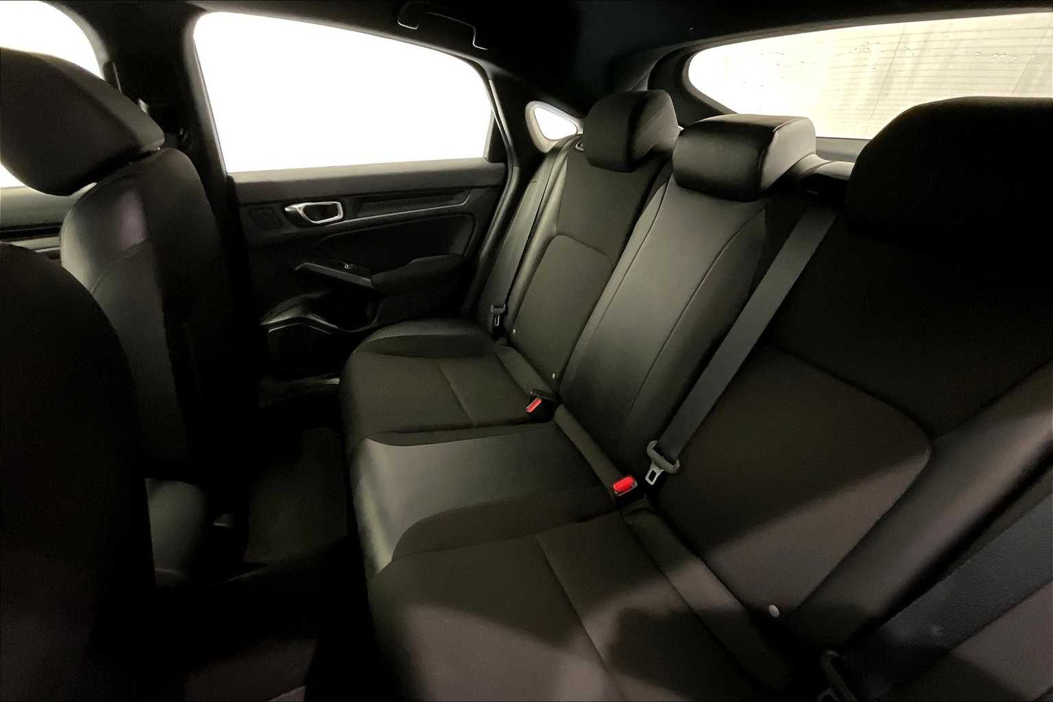 2022 Honda Civic Hatchback Sport - Photo 15