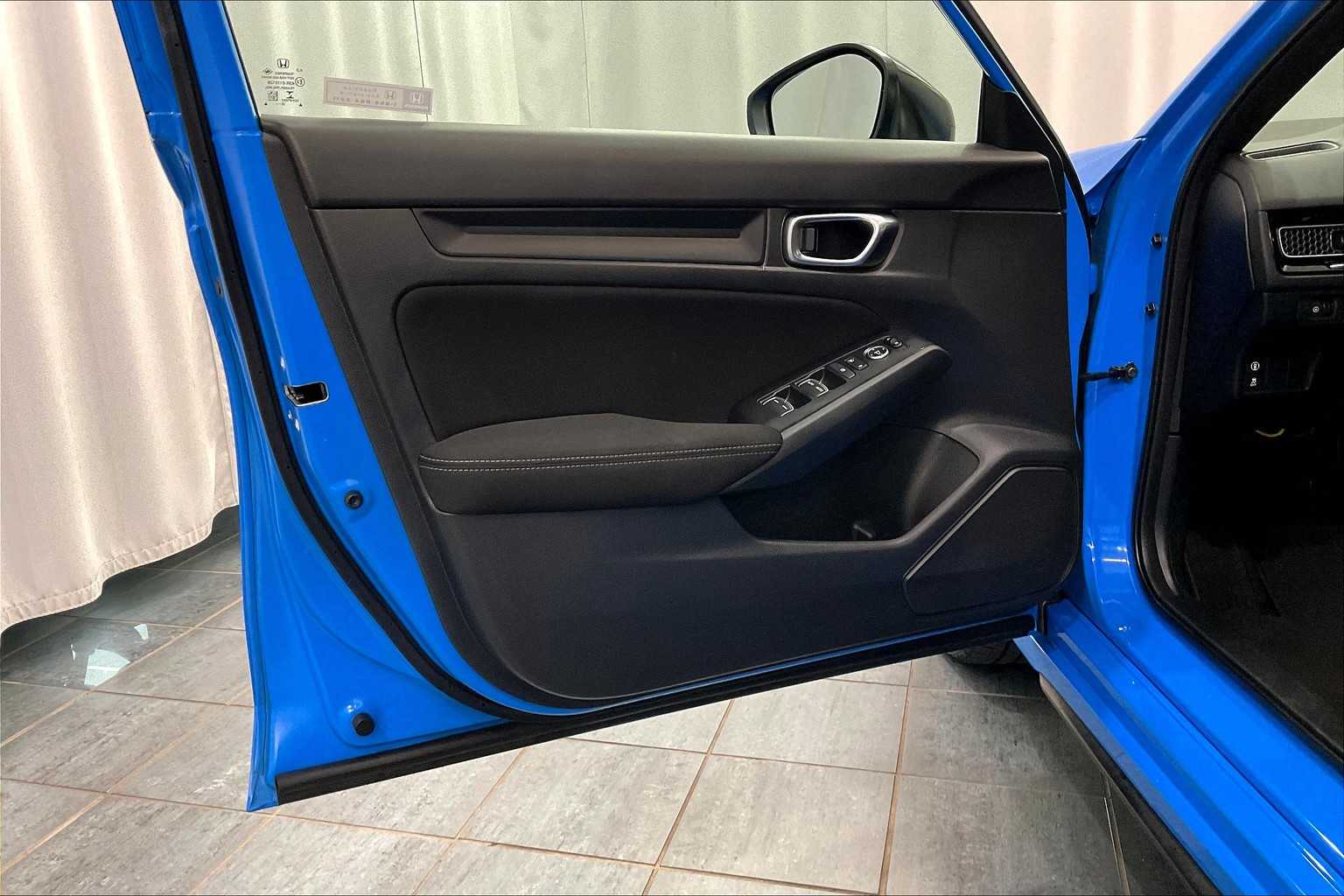 2022 Honda Civic Hatchback Sport - Photo 9