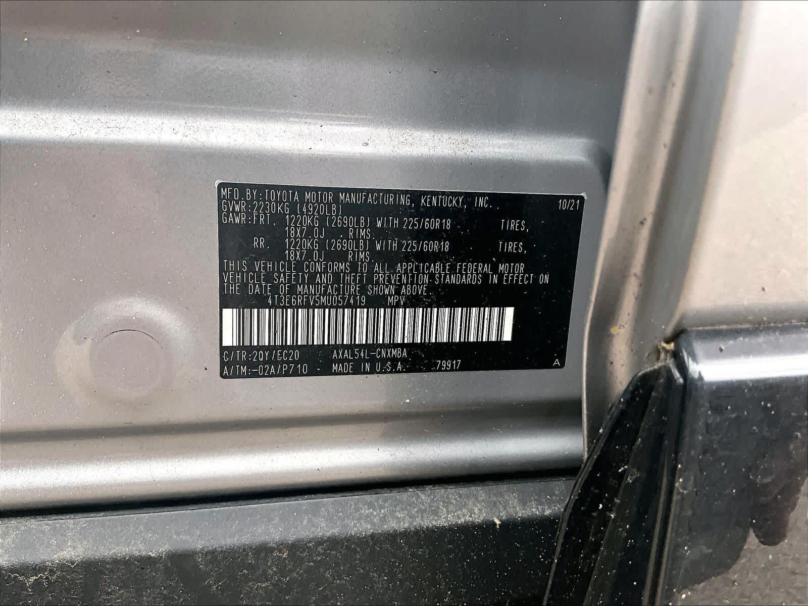 2021 Toyota RAV4 Hybrid XSE - Photo 6