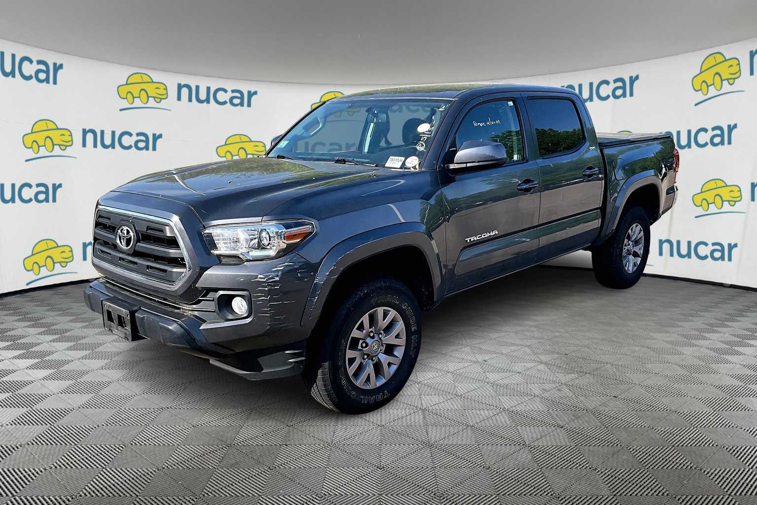 2016 Toyota Tacoma SR5 - Photo 2