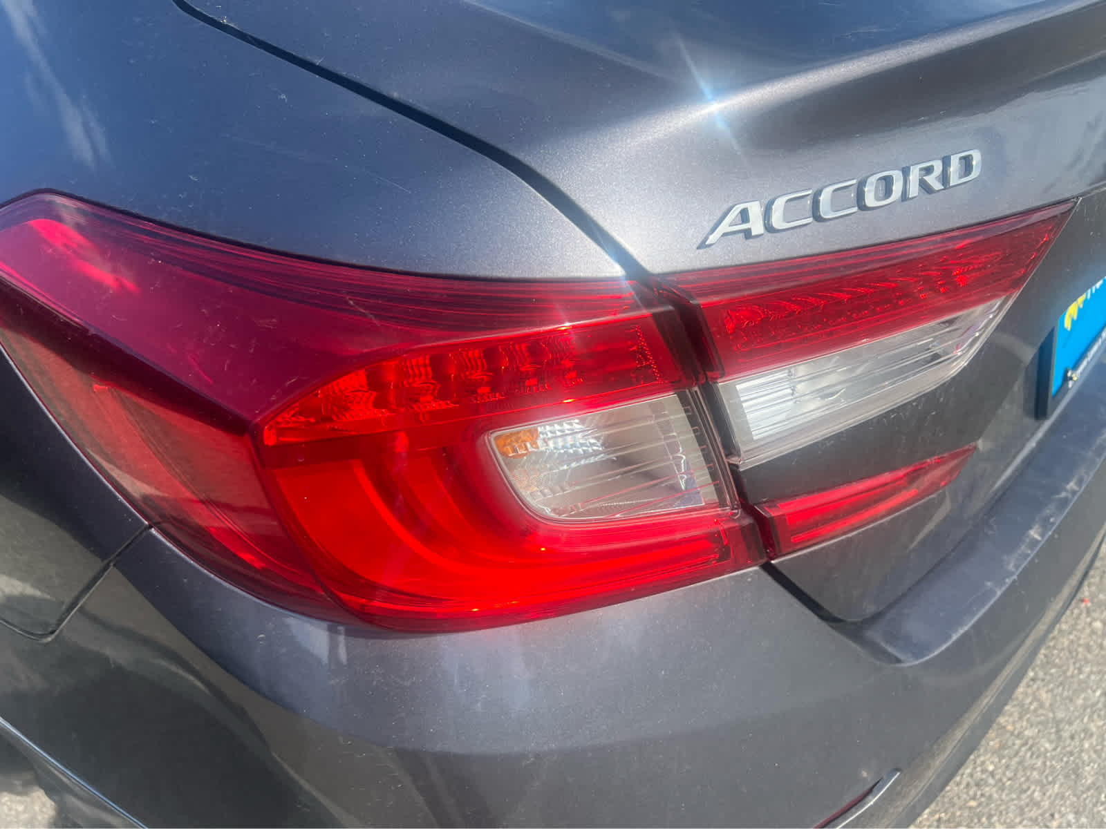 2018 Honda Accord EX-L 2.0T - Photo 7