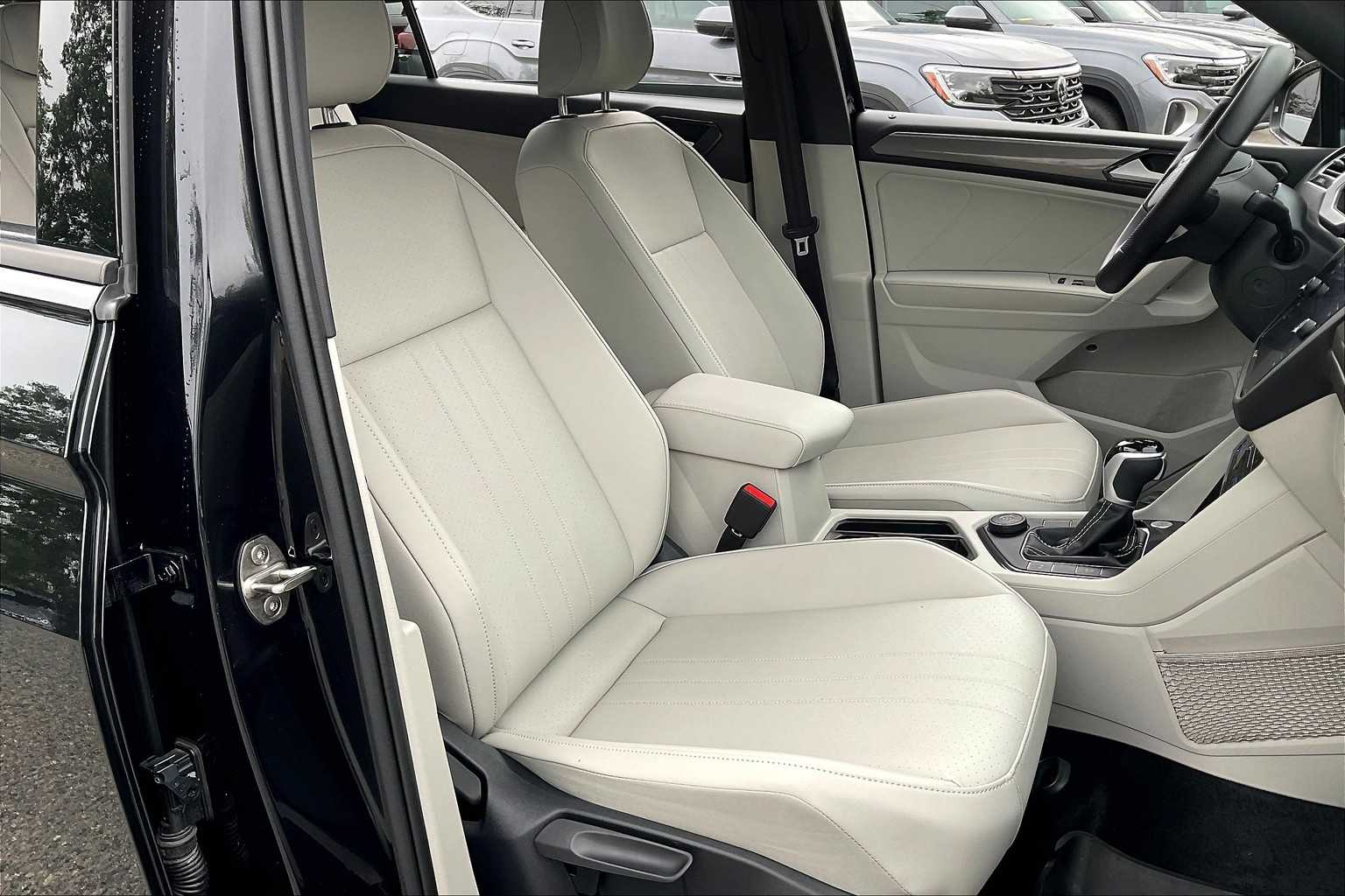 2024 Volkswagen Tiguan SE R-Line Black - Photo 11