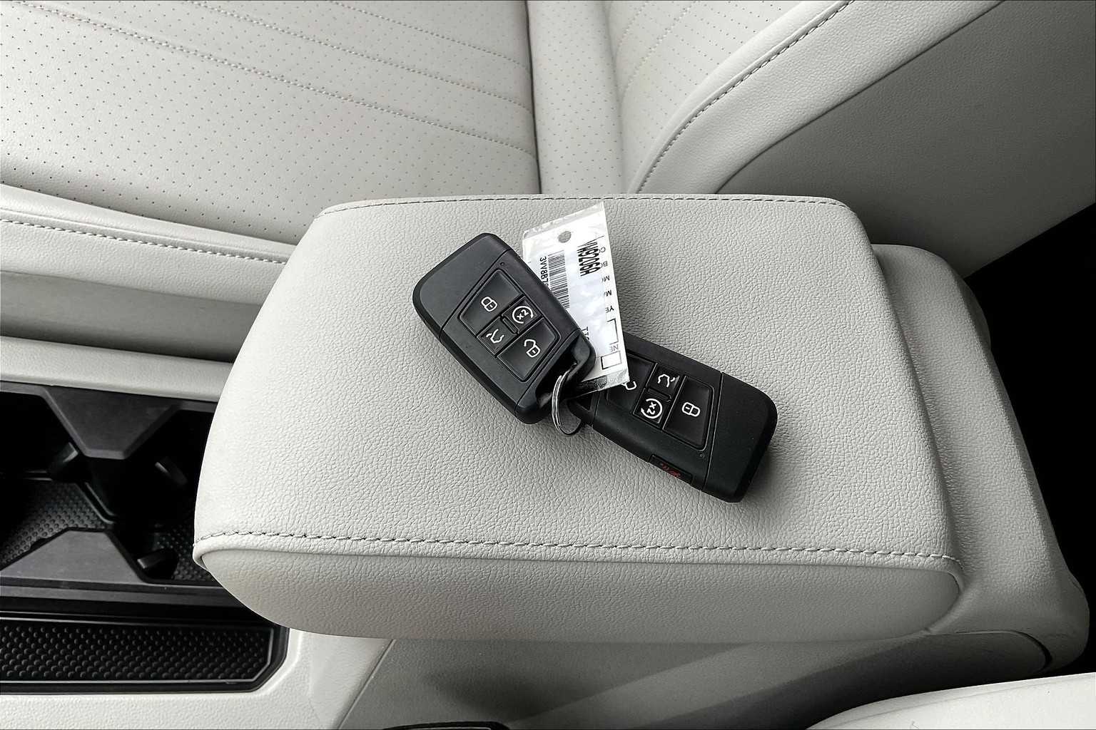 2024 Volkswagen Tiguan SE R-Line Black - Photo 29