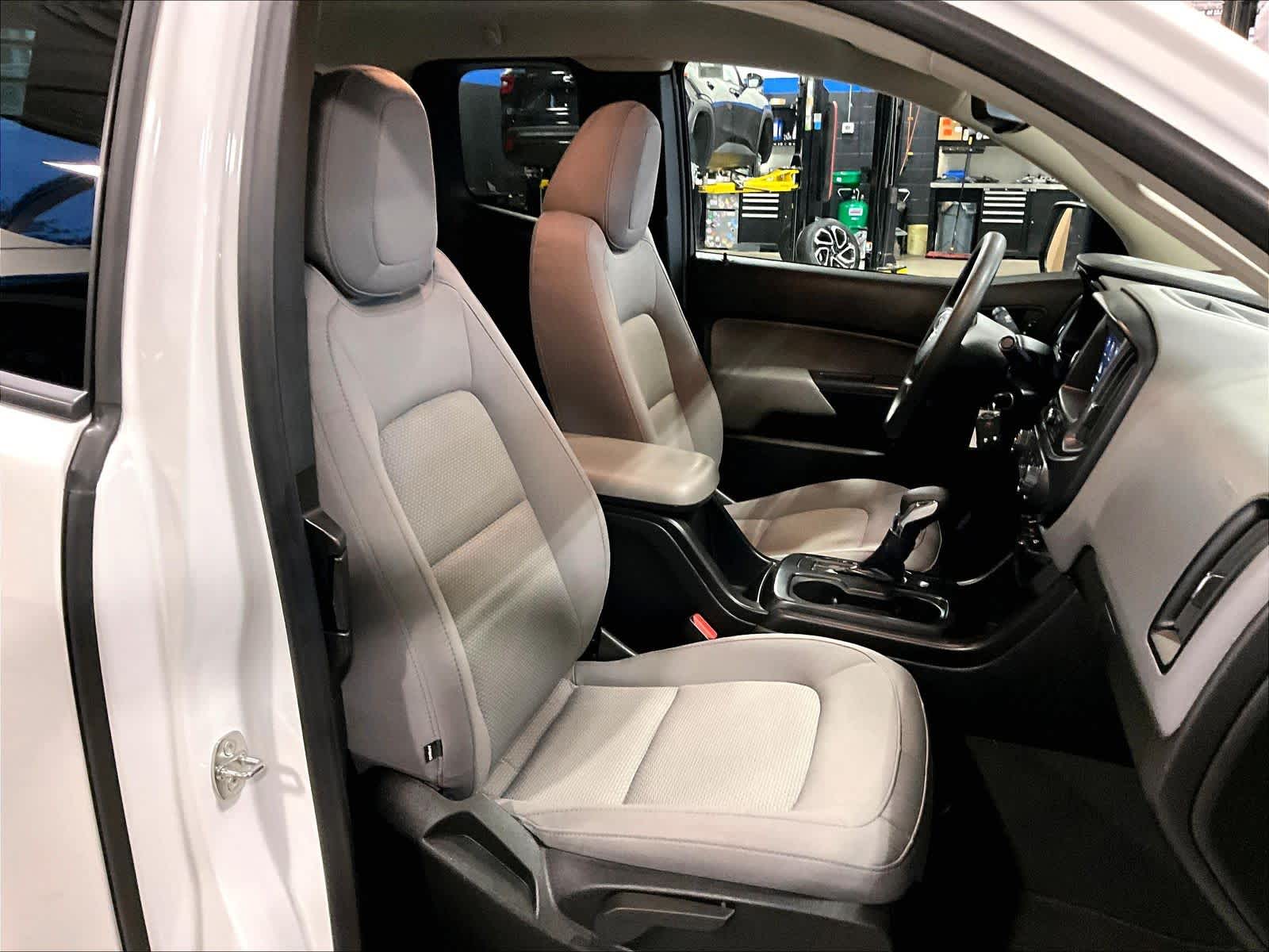 2022 Chevrolet Colorado 2WD Work Truck - Photo 11