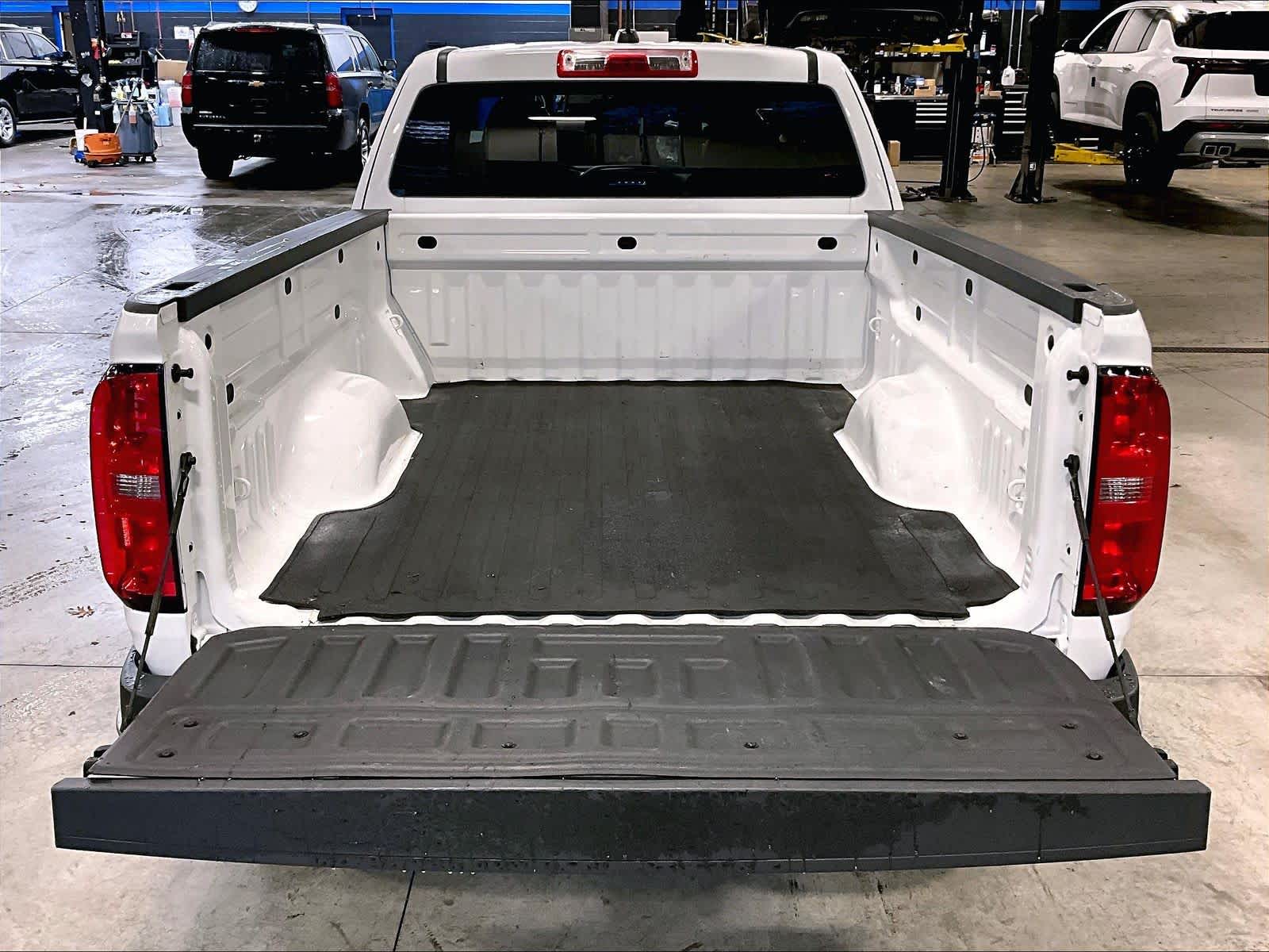 2022 Chevrolet Colorado 2WD Work Truck - Photo 32