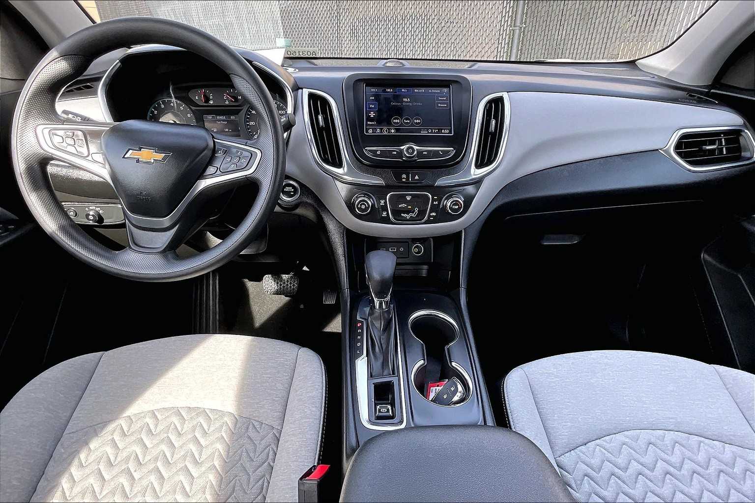 2023 Chevrolet Equinox LS - Photo 21