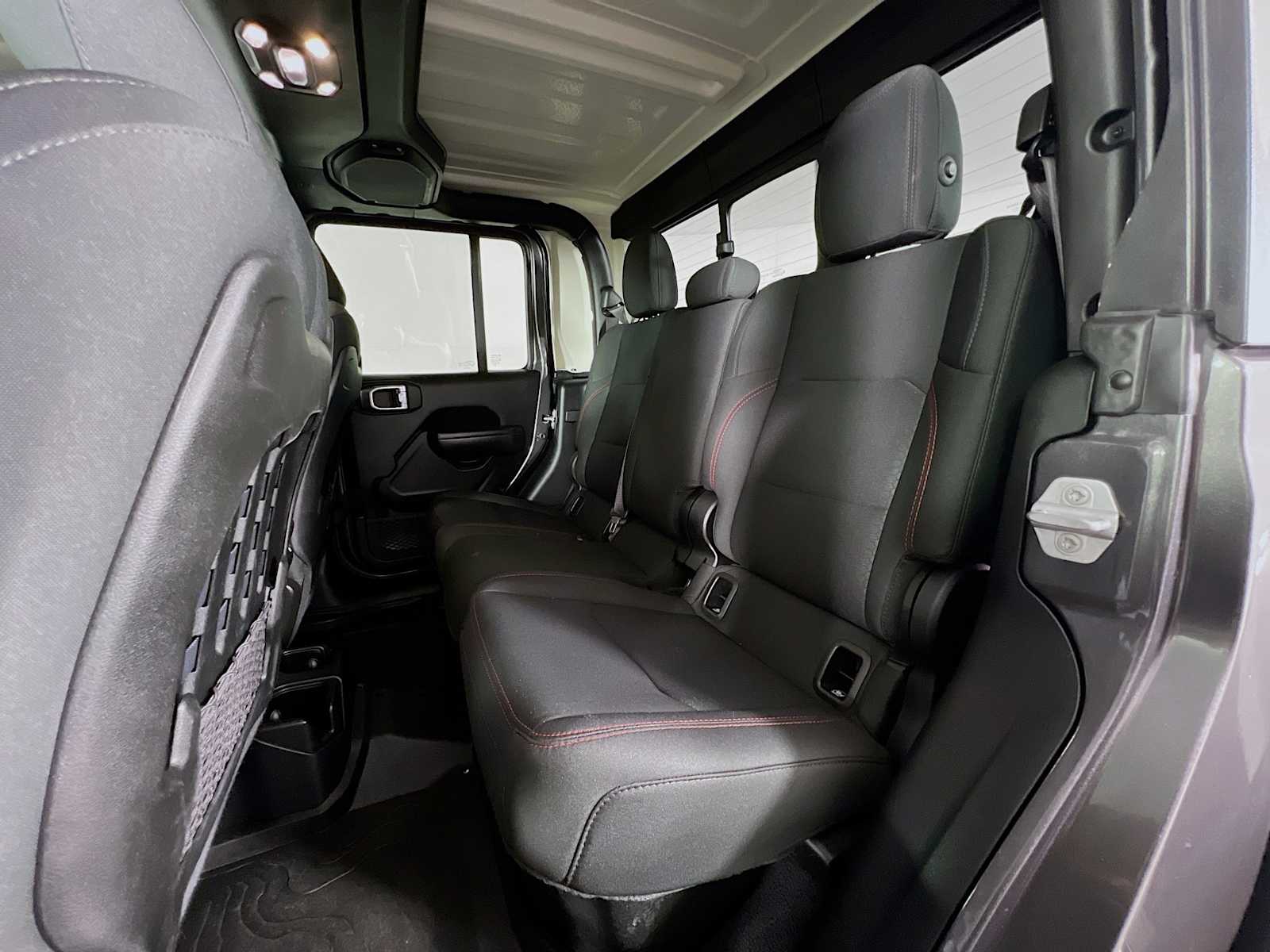 2021 Jeep Gladiator Rubicon - Photo 25