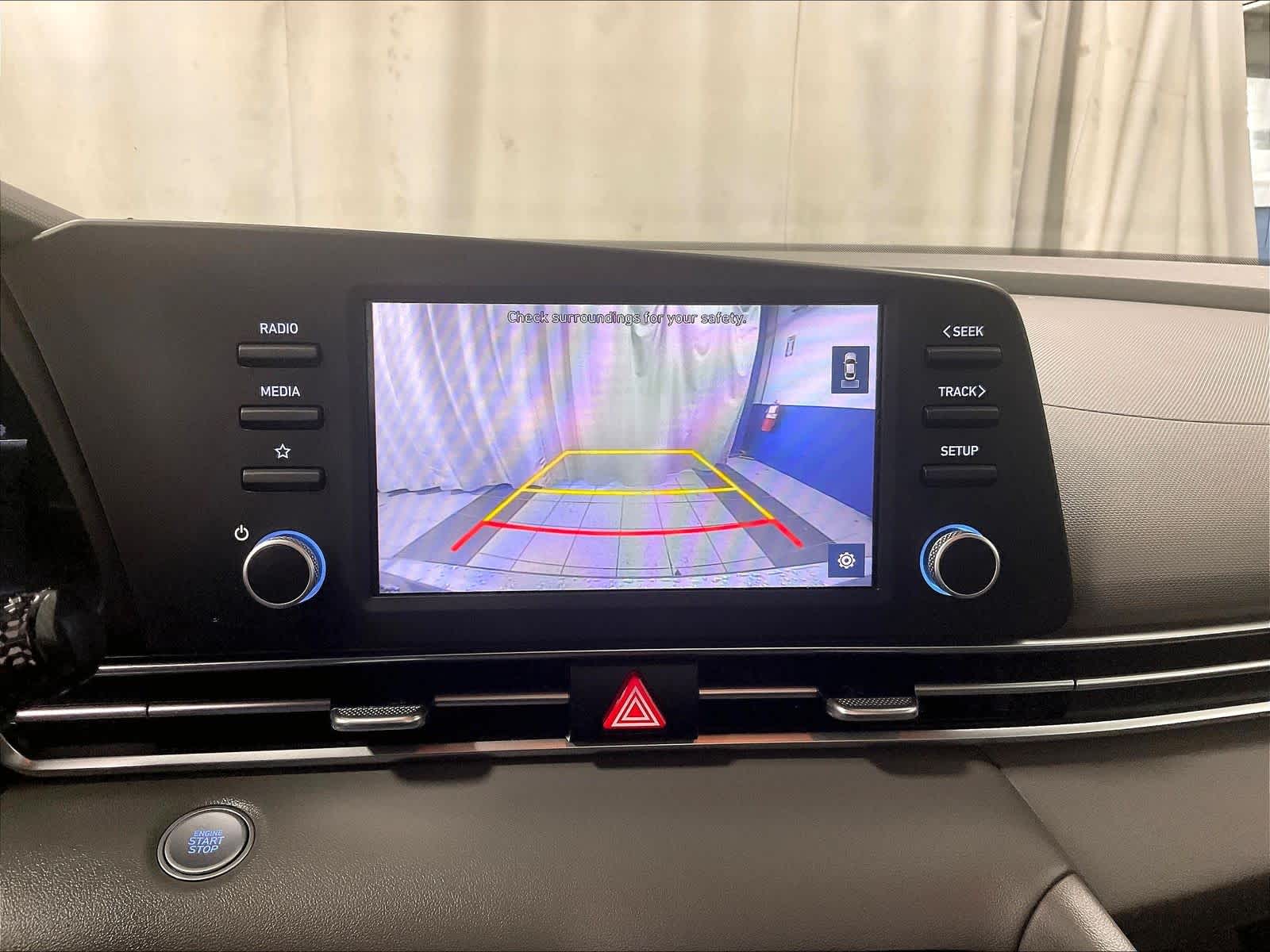 2021 Hyundai Elantra SEL - Photo 19