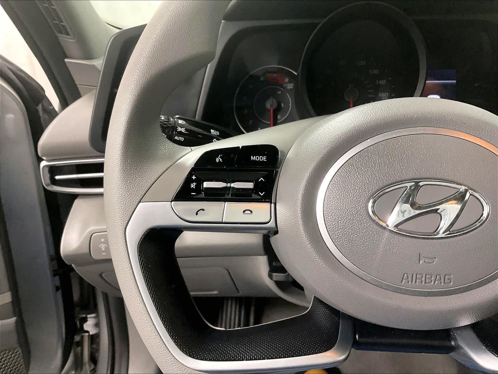 2021 Hyundai Elantra SEL - Photo 22