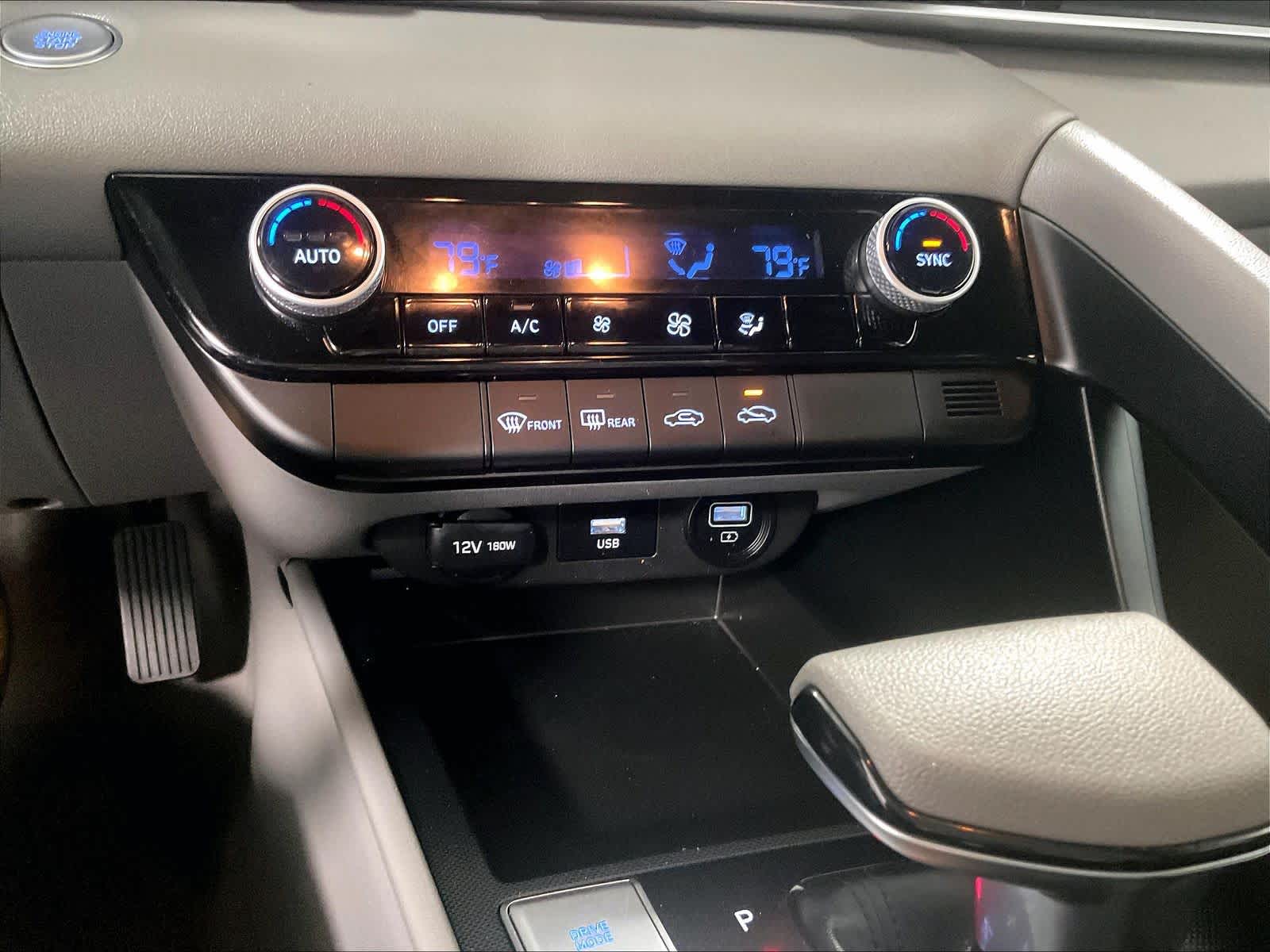 2021 Hyundai Elantra SEL - Photo 25