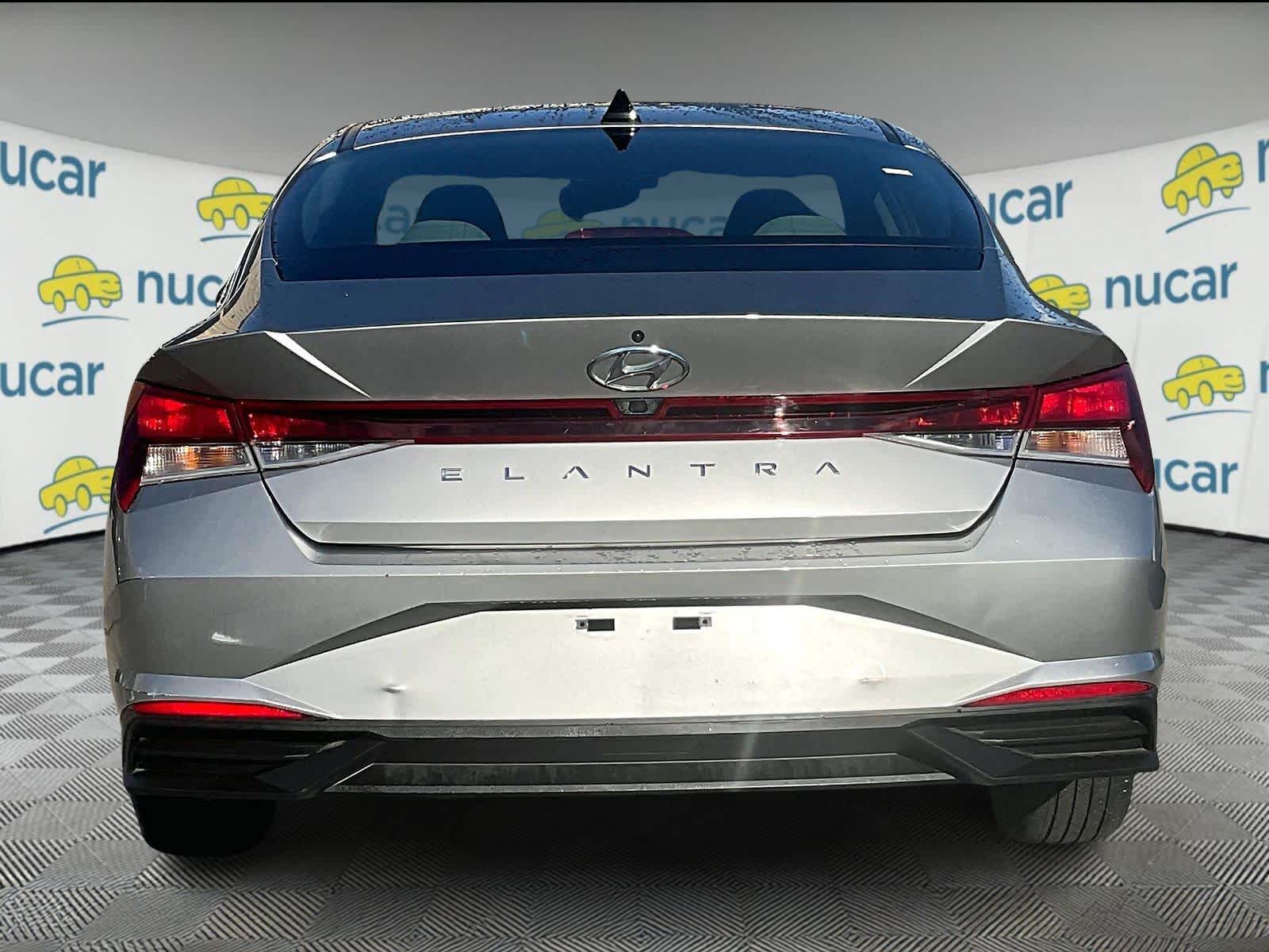 2021 Hyundai Elantra SEL - Photo 5