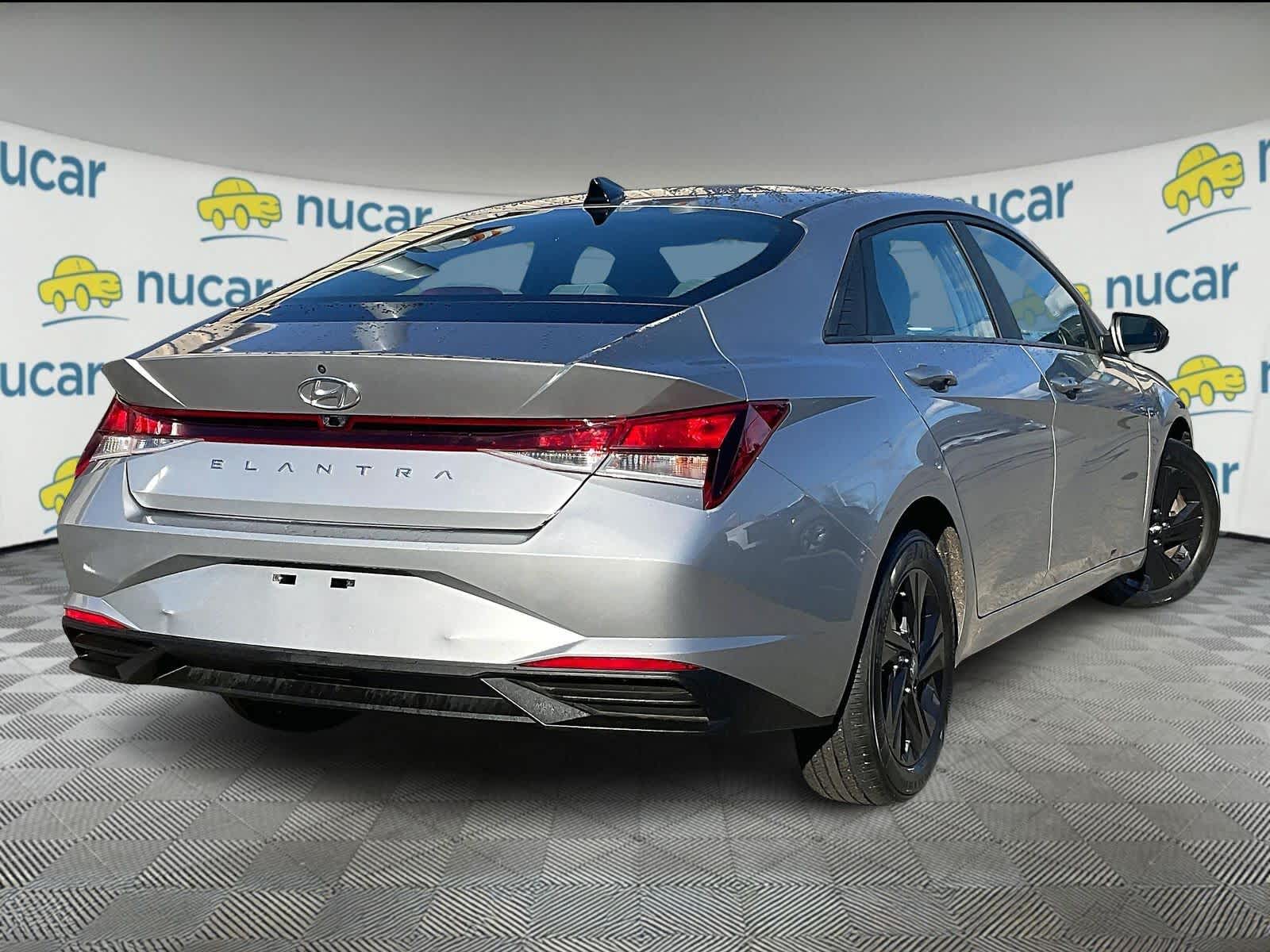2021 Hyundai Elantra SEL - Photo 6
