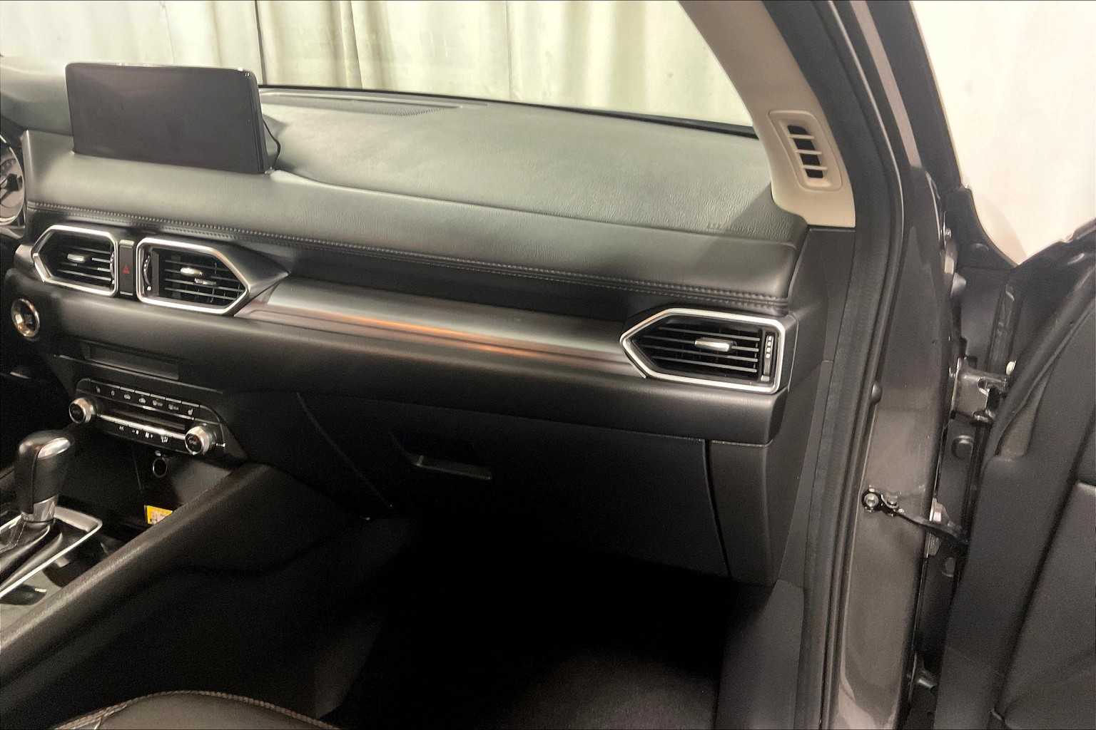 2022 Mazda CX-5 2.5 S Preferred Package - Photo 13