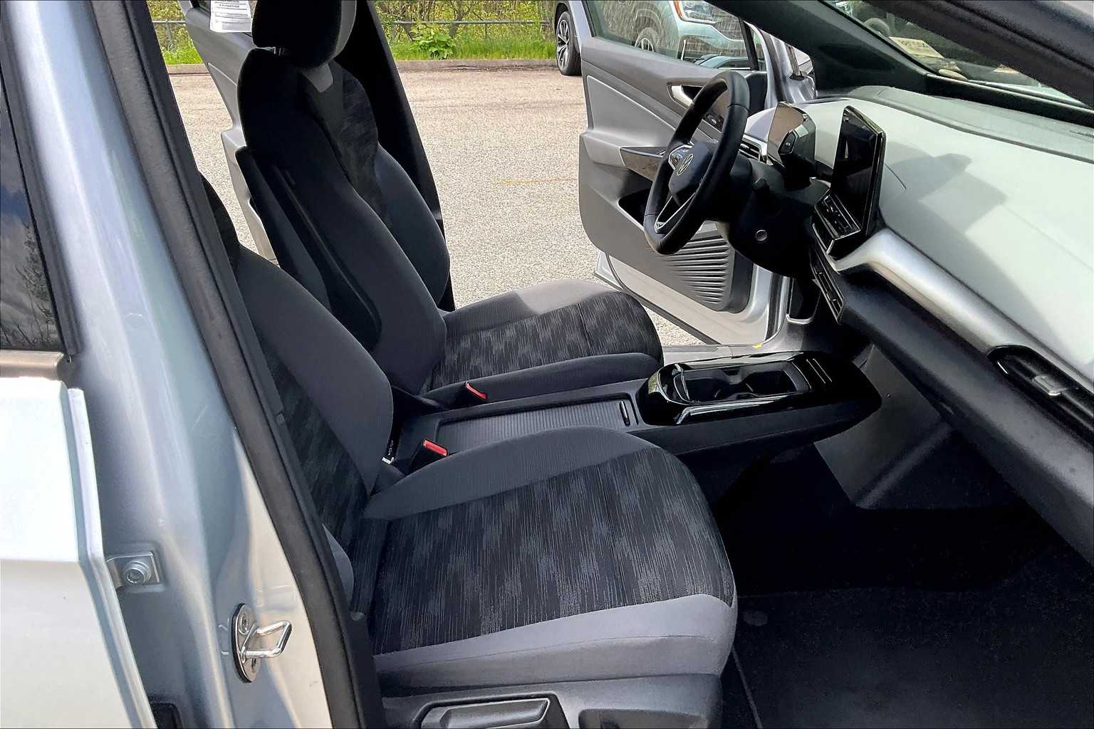2021 Volkswagen ID.4 Pro - Photo 11
