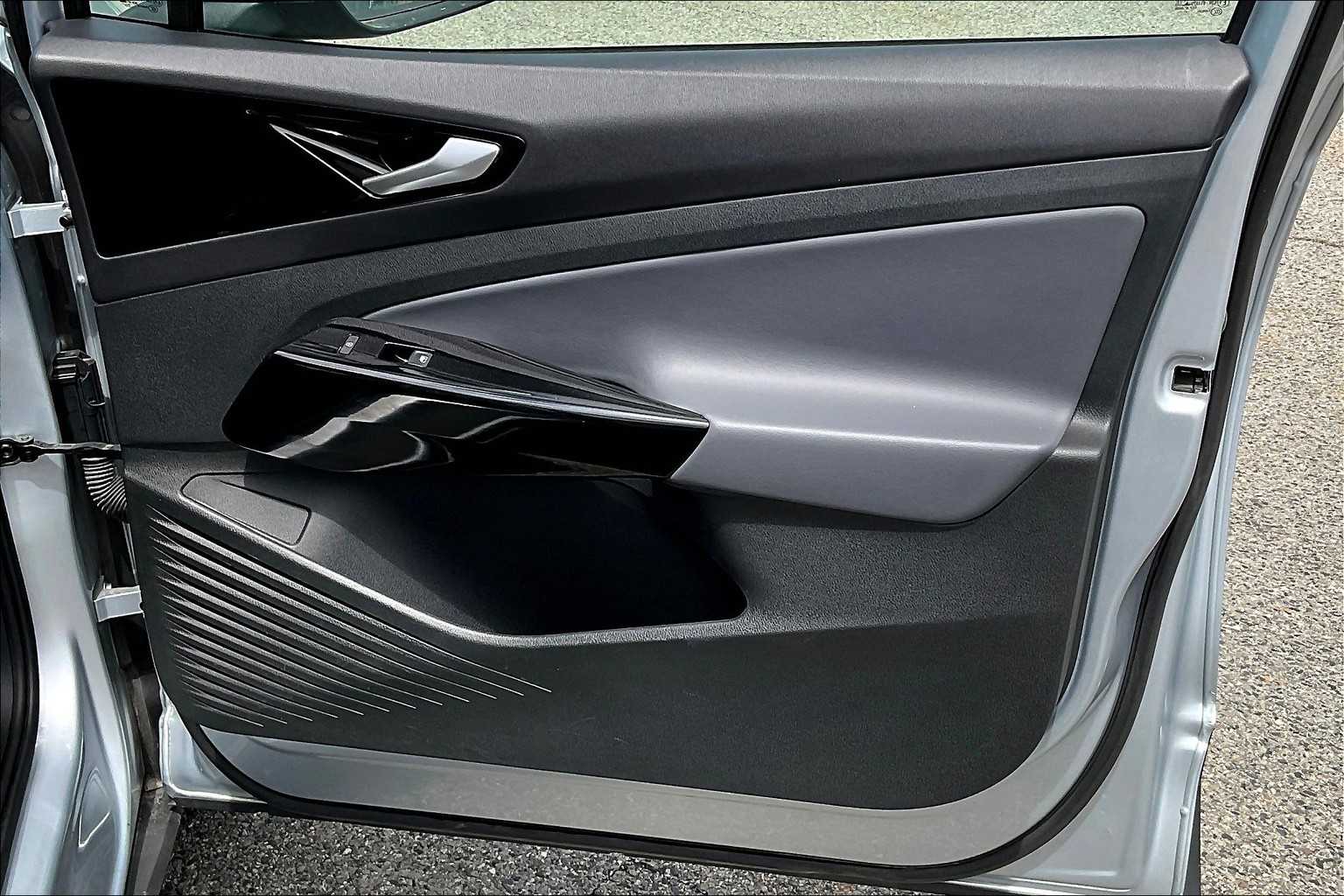 2021 Volkswagen ID.4 Pro - Photo 12