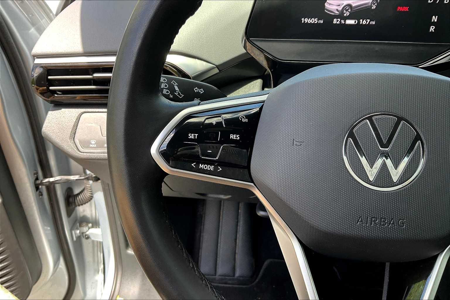 2021 Volkswagen ID.4 Pro - Photo 22