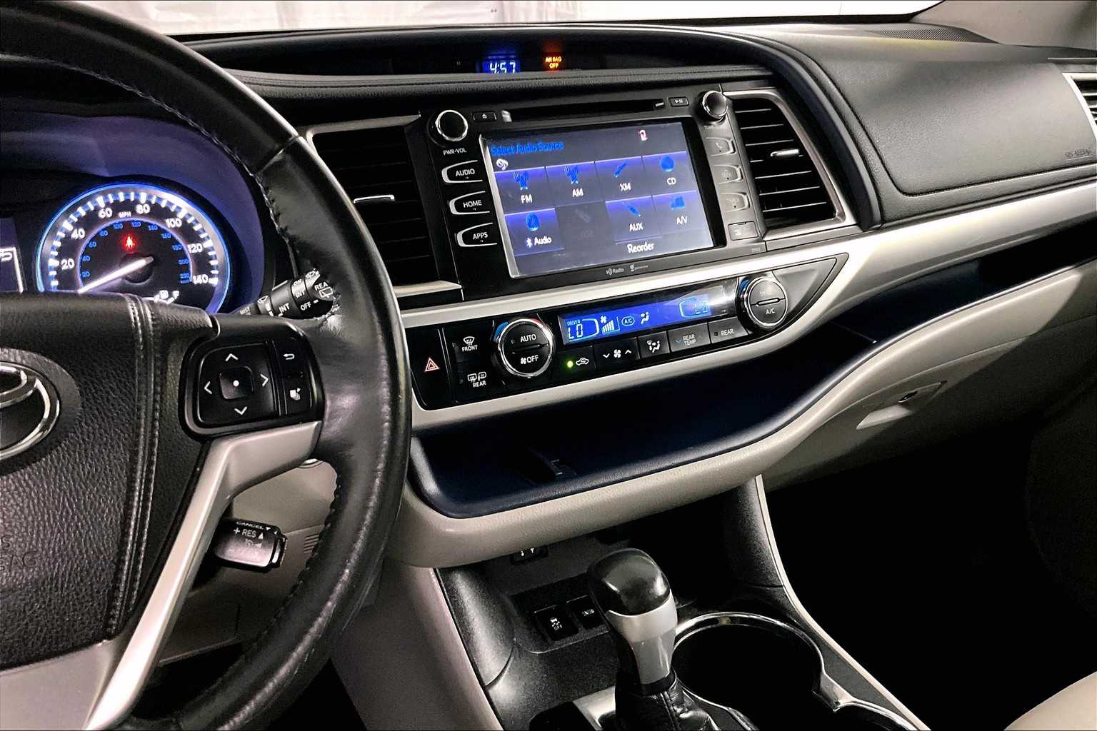 2015 Toyota Highlander XLE - Photo 19