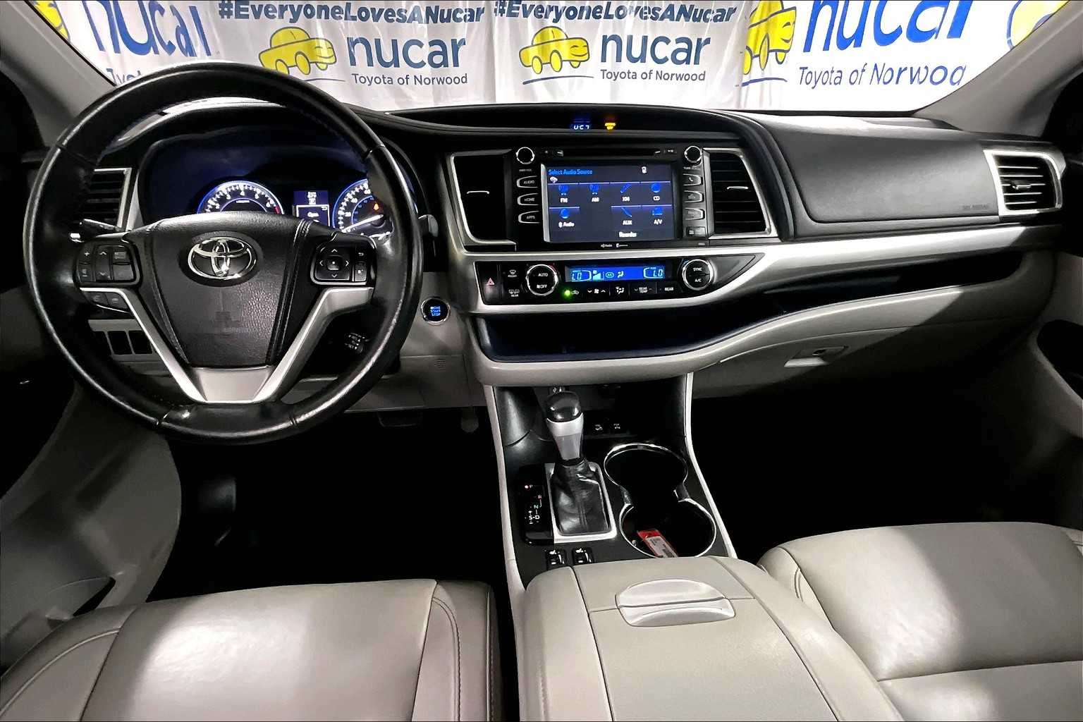 2015 Toyota Highlander XLE - Photo 22