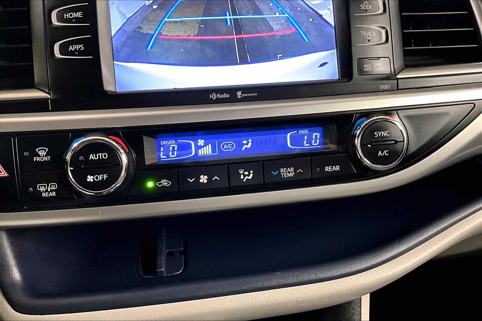 2015 Toyota Highlander XLE - Photo 27