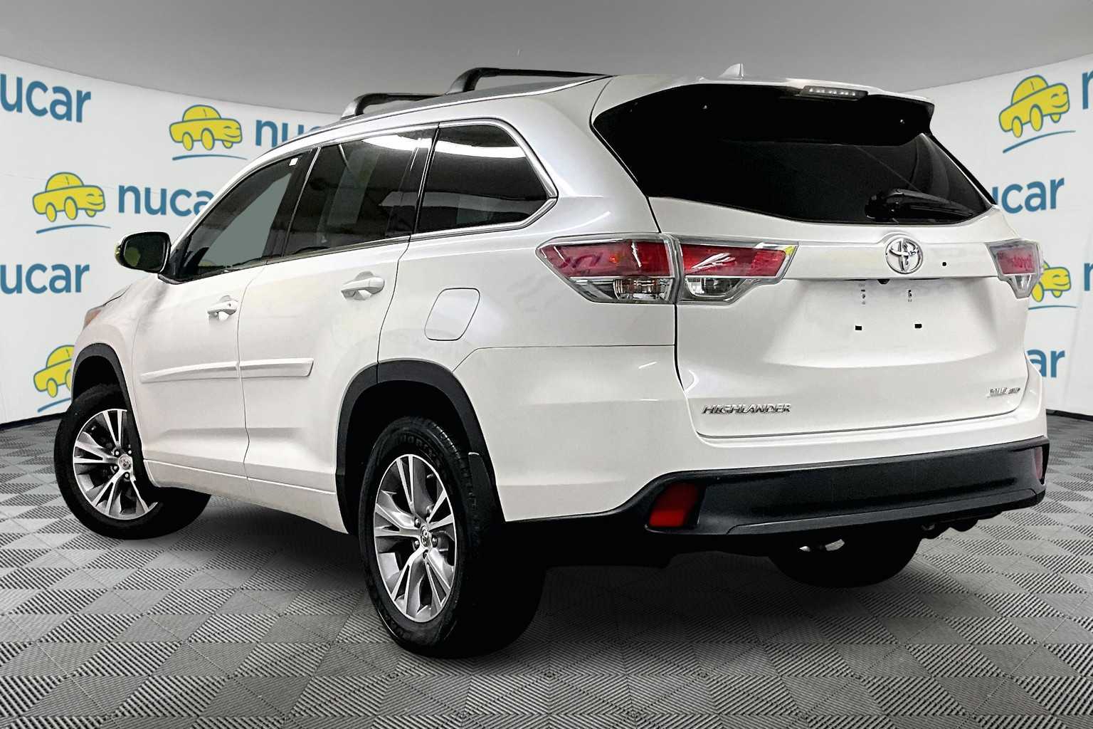 2015 Toyota Highlander XLE - Photo 4