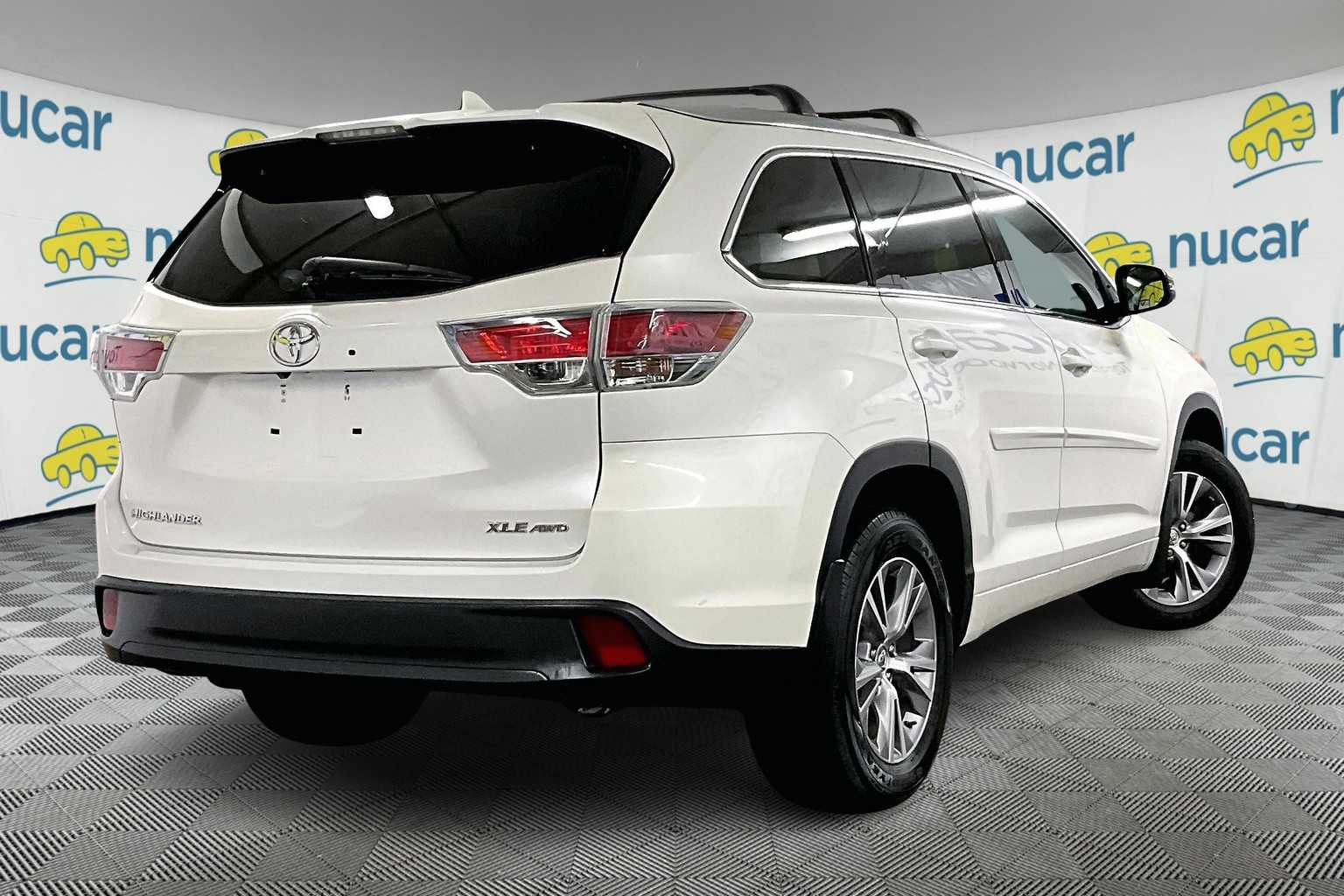 2015 Toyota Highlander XLE - Photo 6