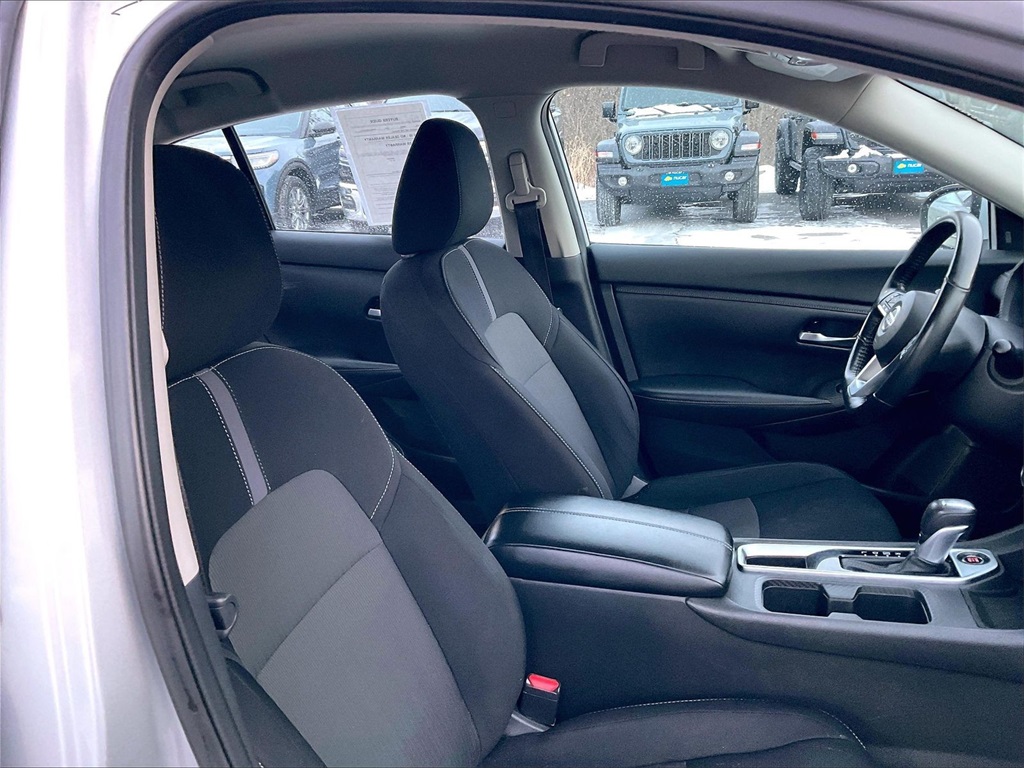 2021 Nissan Sentra SV - Photo 10