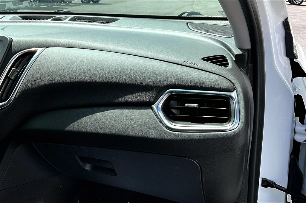 2023 Chevrolet Equinox LT - Photo 13