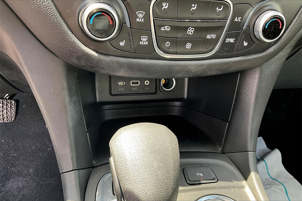 2023 Chevrolet Equinox LT - Photo 26