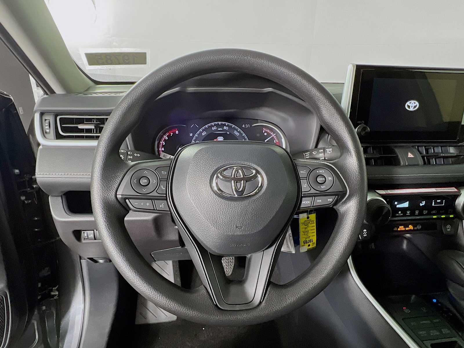 2025 Toyota RAV4 LE - Photo 7