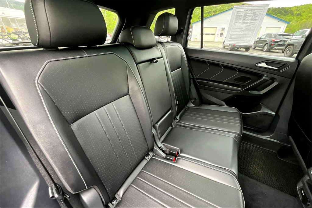 2022 Volkswagen Tiguan 2.0T SE R-Line Black - Photo 16