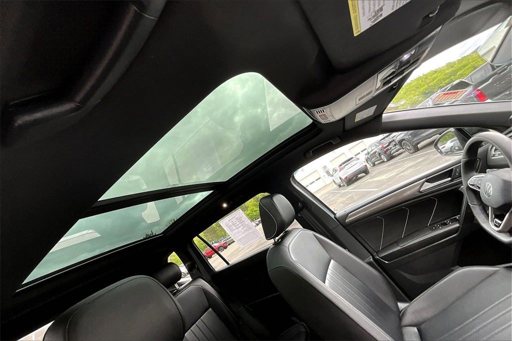 2022 Volkswagen Tiguan 2.0T SE R-Line Black - Photo 22