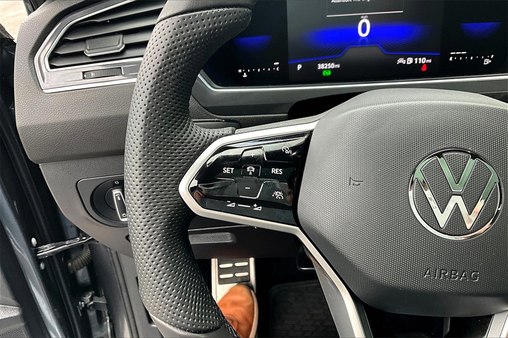 2022 Volkswagen Tiguan 2.0T SE R-Line Black - Photo 23