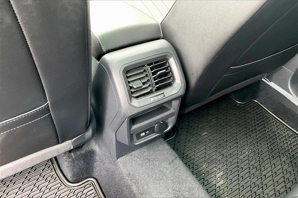 2022 Volkswagen Tiguan 2.0T SE R-Line Black - Photo 28