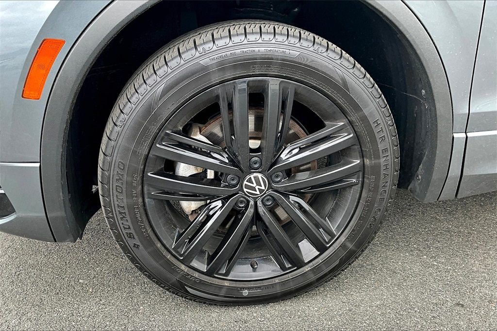 2022 Volkswagen Tiguan 2.0T SE R-Line Black - Photo 7