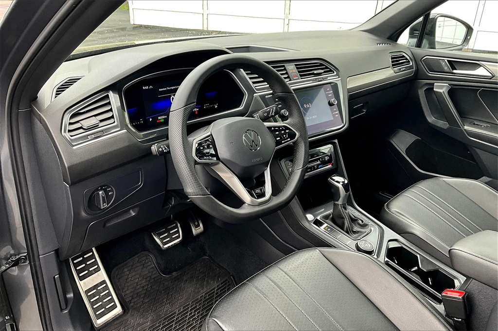 2022 Volkswagen Tiguan 2.0T SE R-Line Black - Photo 8