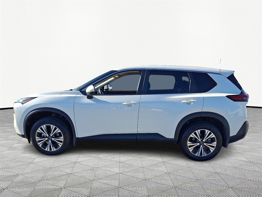2023 Nissan Rogue SV - Photo 4