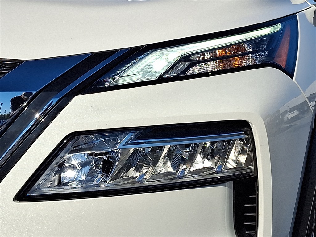 2023 Nissan Rogue SV - Photo 10