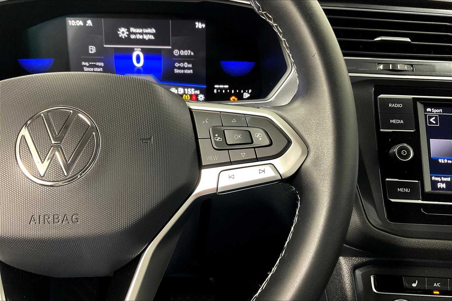 2022 Volkswagen Tiguan S - Photo 23