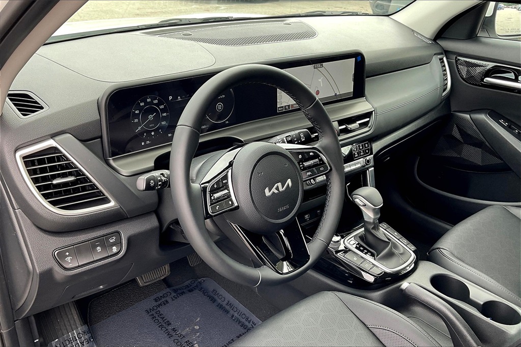 2025 Kia Seltos EX - Photo 9
