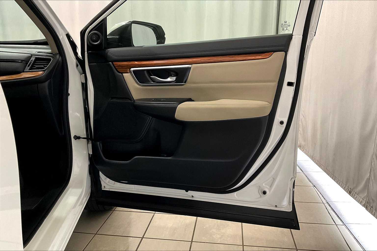 2022 Honda CR-V EX - Photo 12