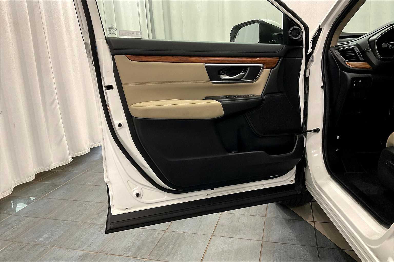 2022 Honda CR-V EX - Photo 9