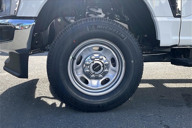 2025 Ford F-250SD XL - Photo 12