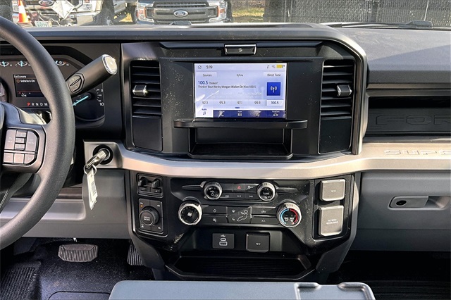 2025 Ford F-250SD XL - Photo 8