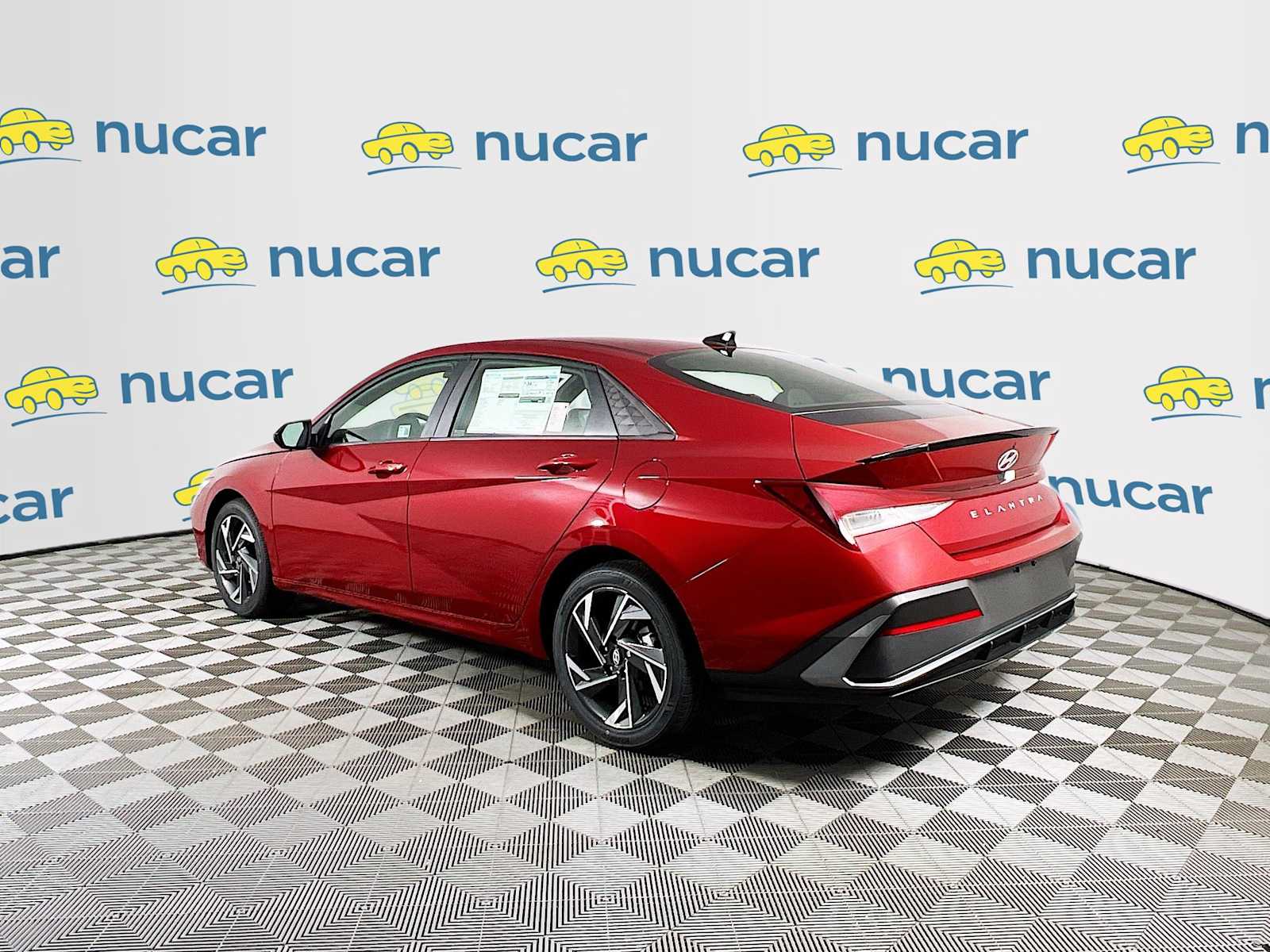 2025 Hyundai Elantra SEL Sport - Photo 4