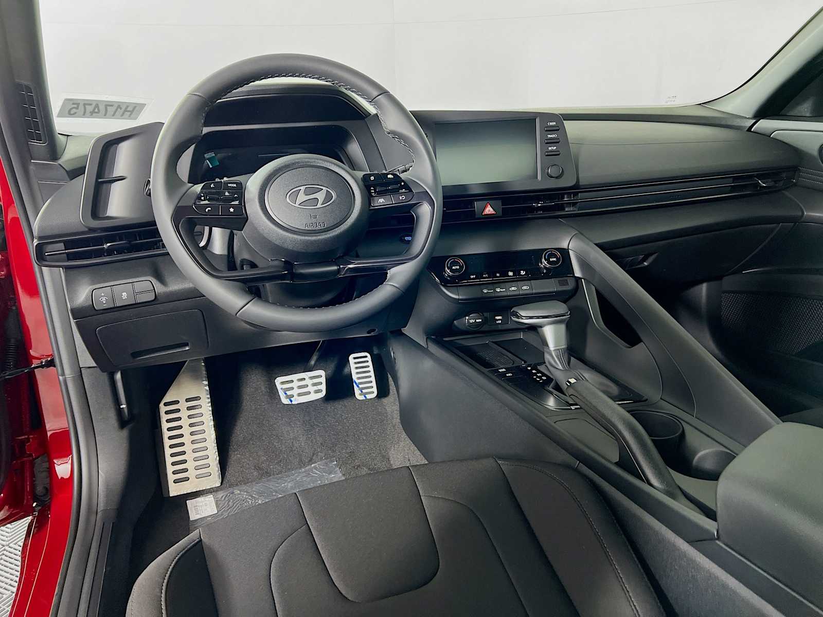 2025 Hyundai Elantra SEL Sport - Photo 6