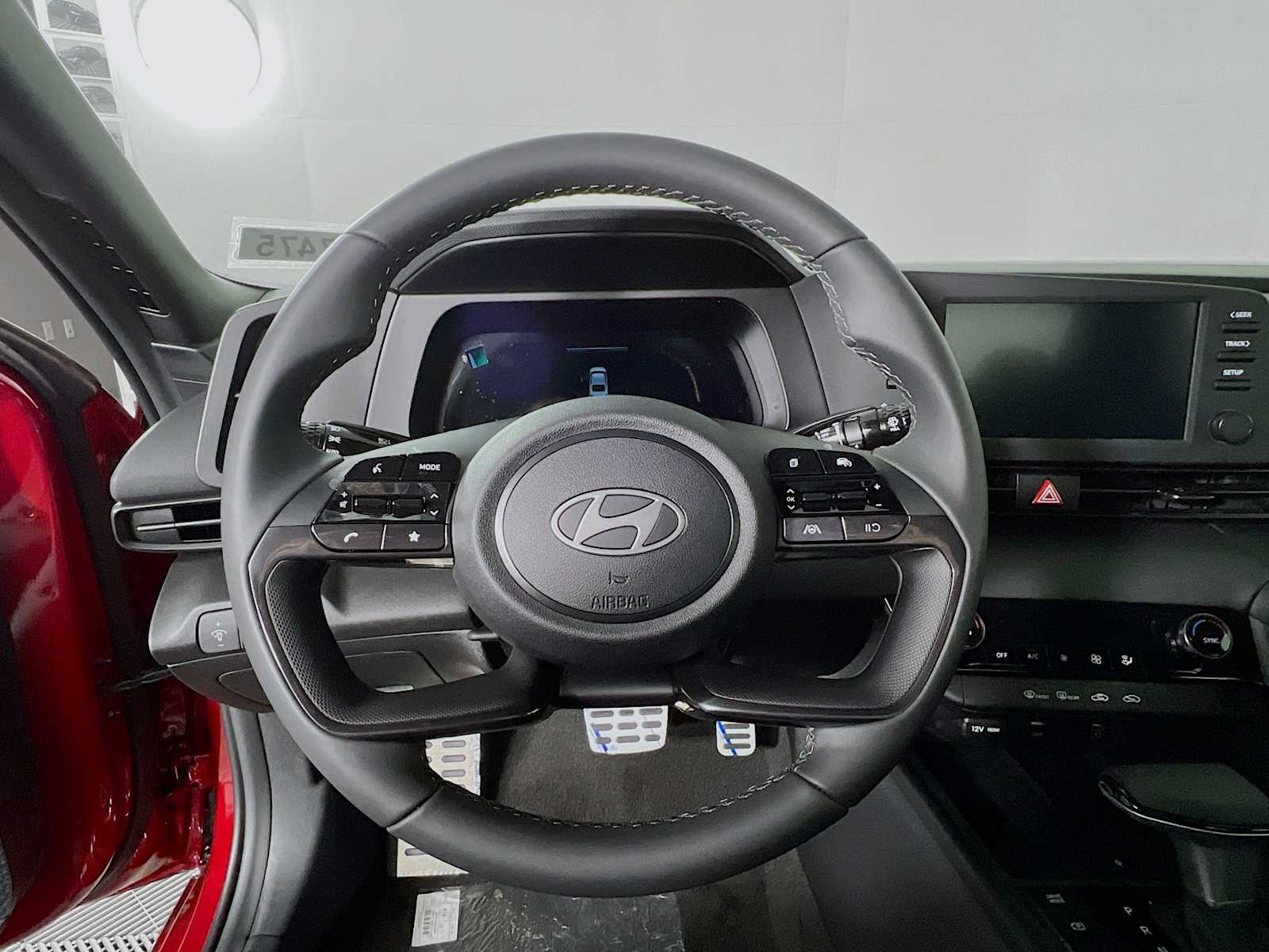 2025 Hyundai Elantra SEL Sport - Photo 7
