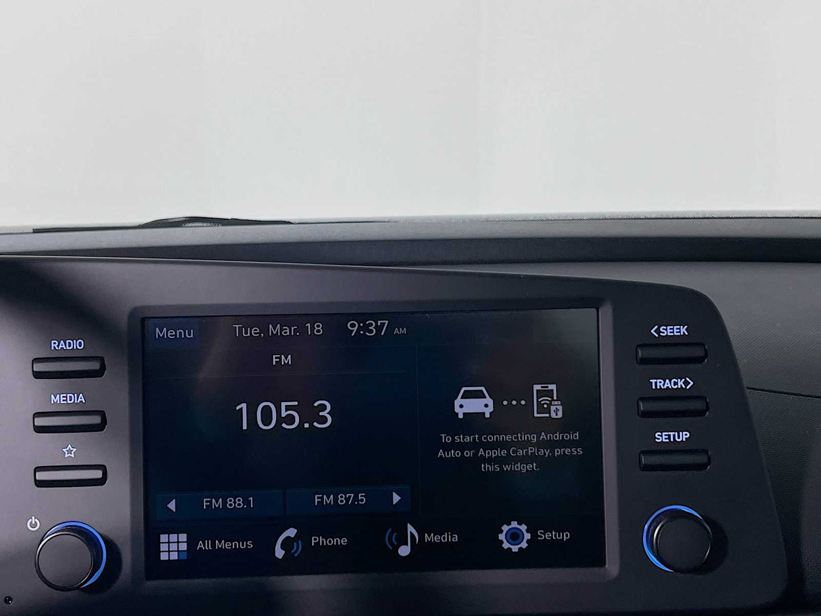 2025 Hyundai Elantra SEL Sport - Photo 8