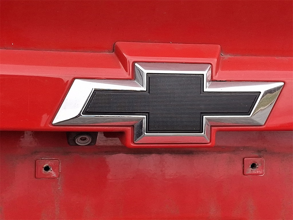 2017 Chevrolet Sonic LT - Photo 8