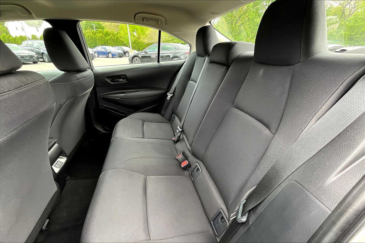 2024 Toyota Corolla LE - Photo 15